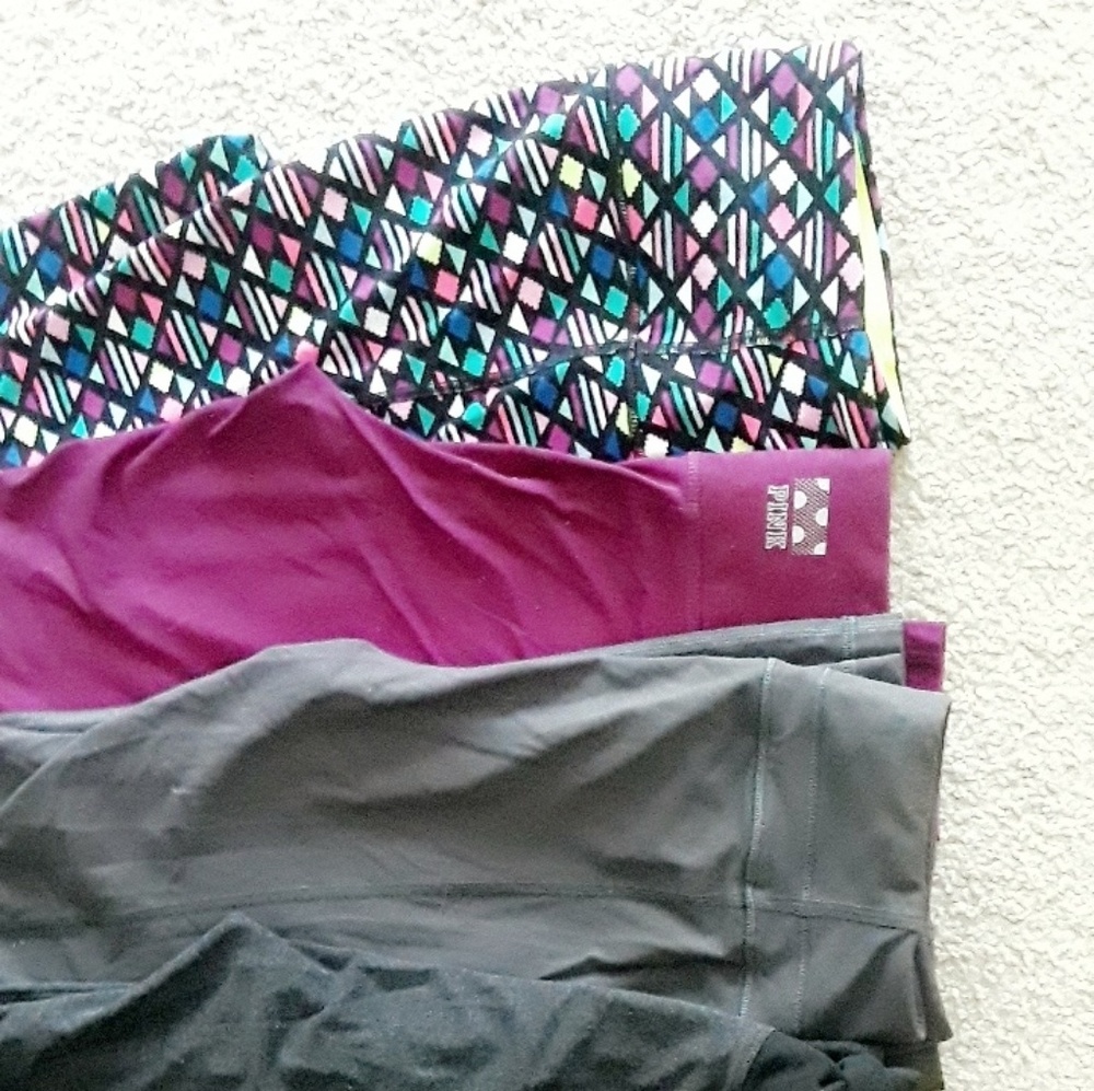 Bundle of vs, pink and nike leggings!